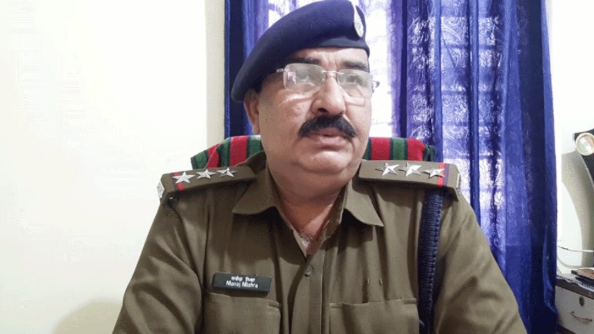पुलिस ने कराई कब्रिस्तान की खुदाई (फोटो आजतक)