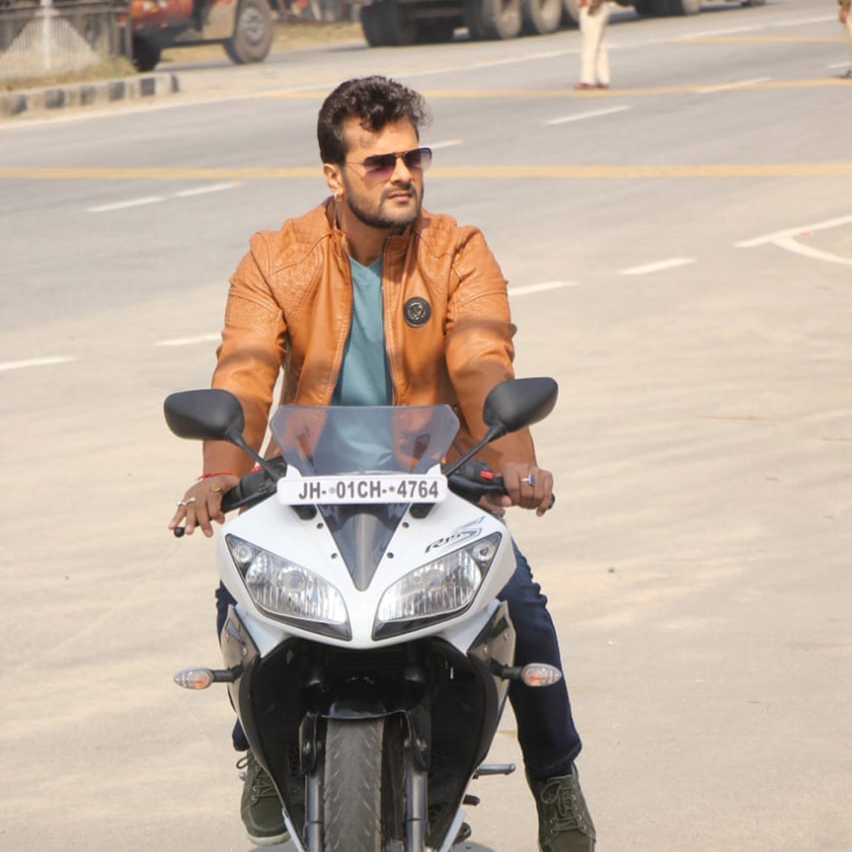 खेसारी लाल यादव