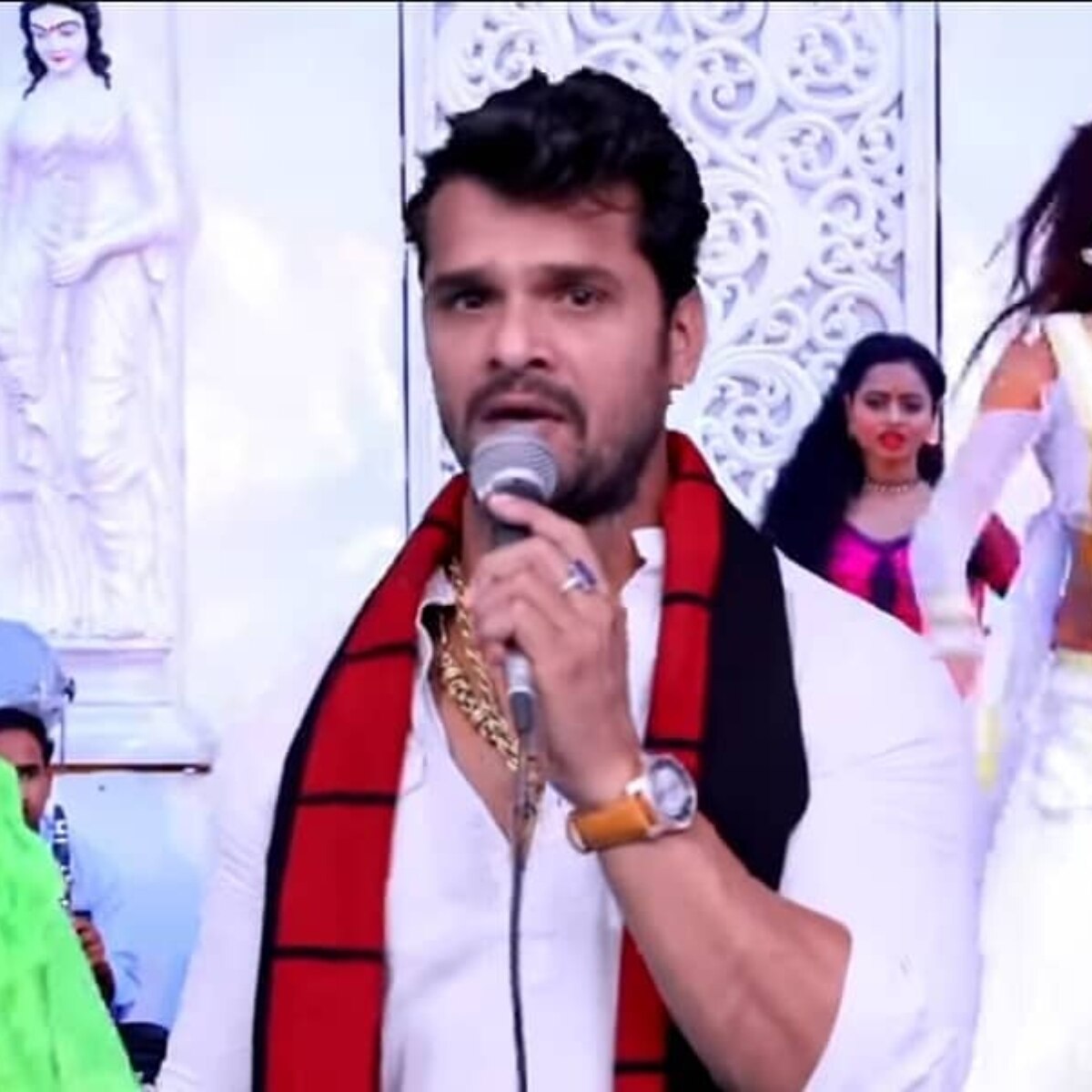  खेसारी लाल यादव 