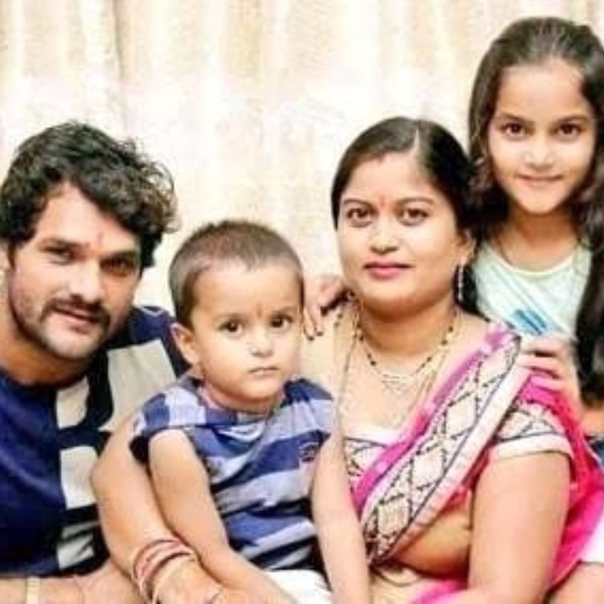  खेसारी लाल यादव 