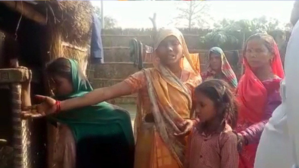 प्रेमी संग मिलकर पत्नी ने धारदार हथियार से क‍िया पति का कत्ल 