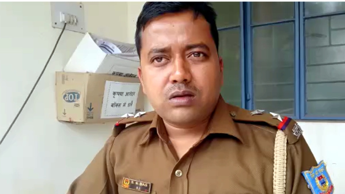 5 साल के बेटे का रस्सी से घोंट द‍िया गला