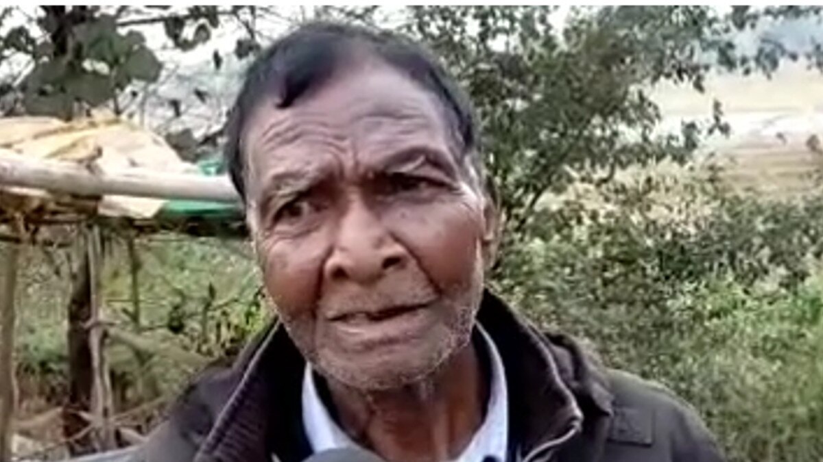 5 साल के बेटे का रस्सी से घोंट द‍िया गला