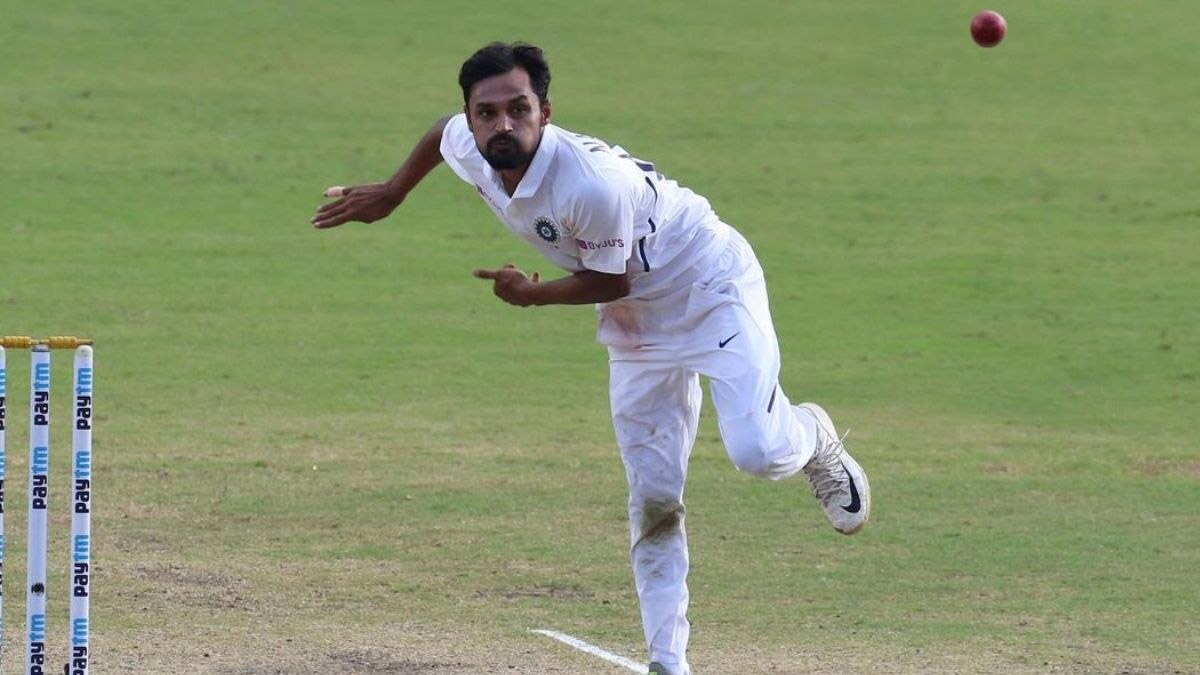 Rishabh pant comment behind from the stump