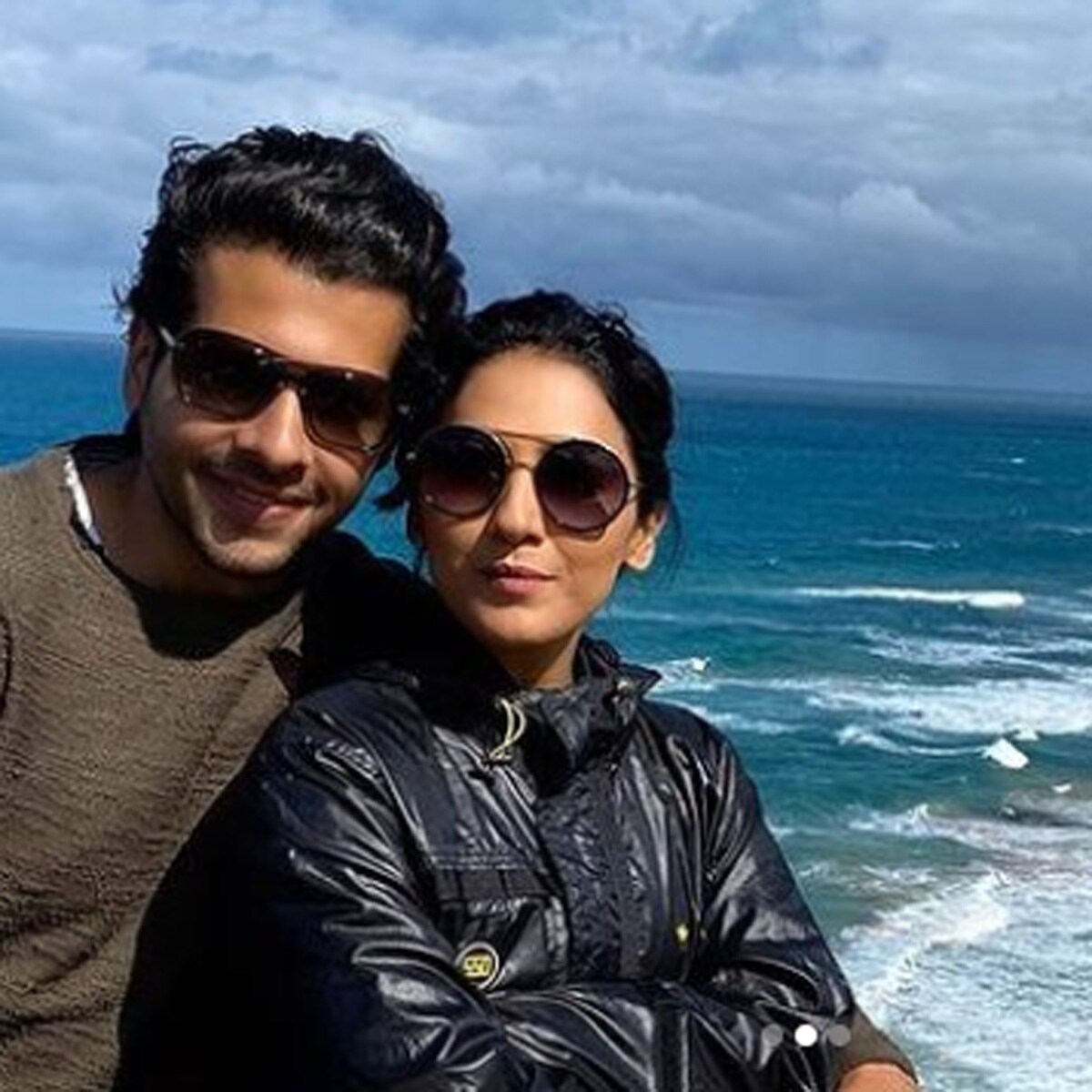 नीति मोहन-न‍िहार पंड्या 