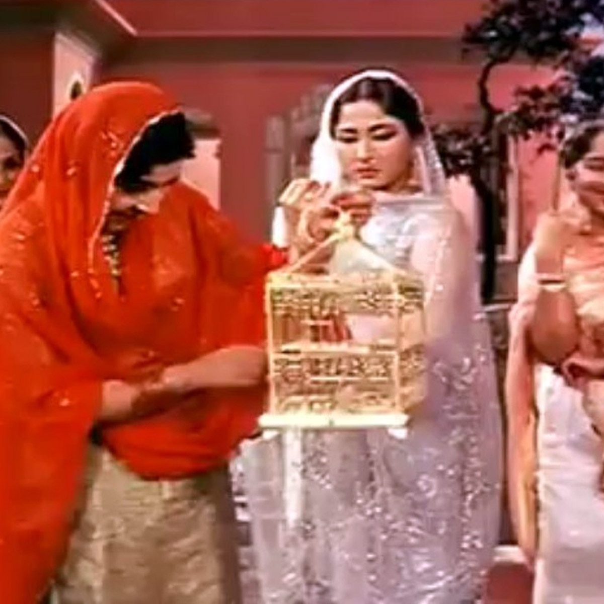 पाकीजा का एक सीन