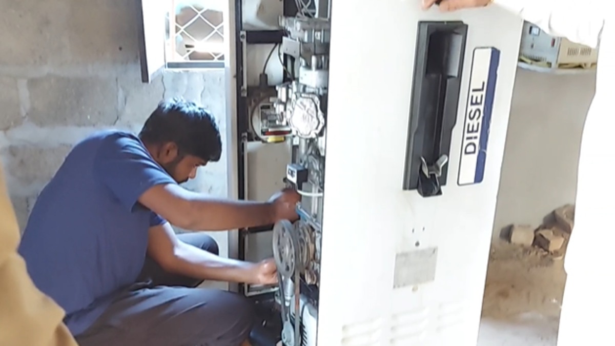 घर के अंदर लगा रखा था पंप, केम‍िकल म‍िलाकर म‍िलावटी डीजल की करता था ब्रिकी 