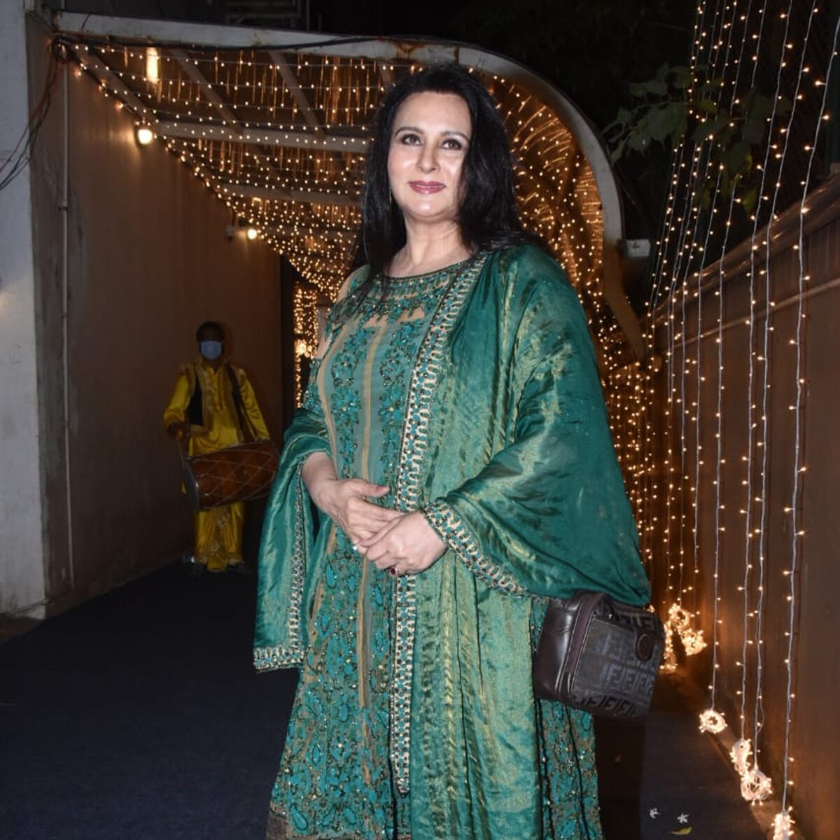 पूनम ढिल्लों 