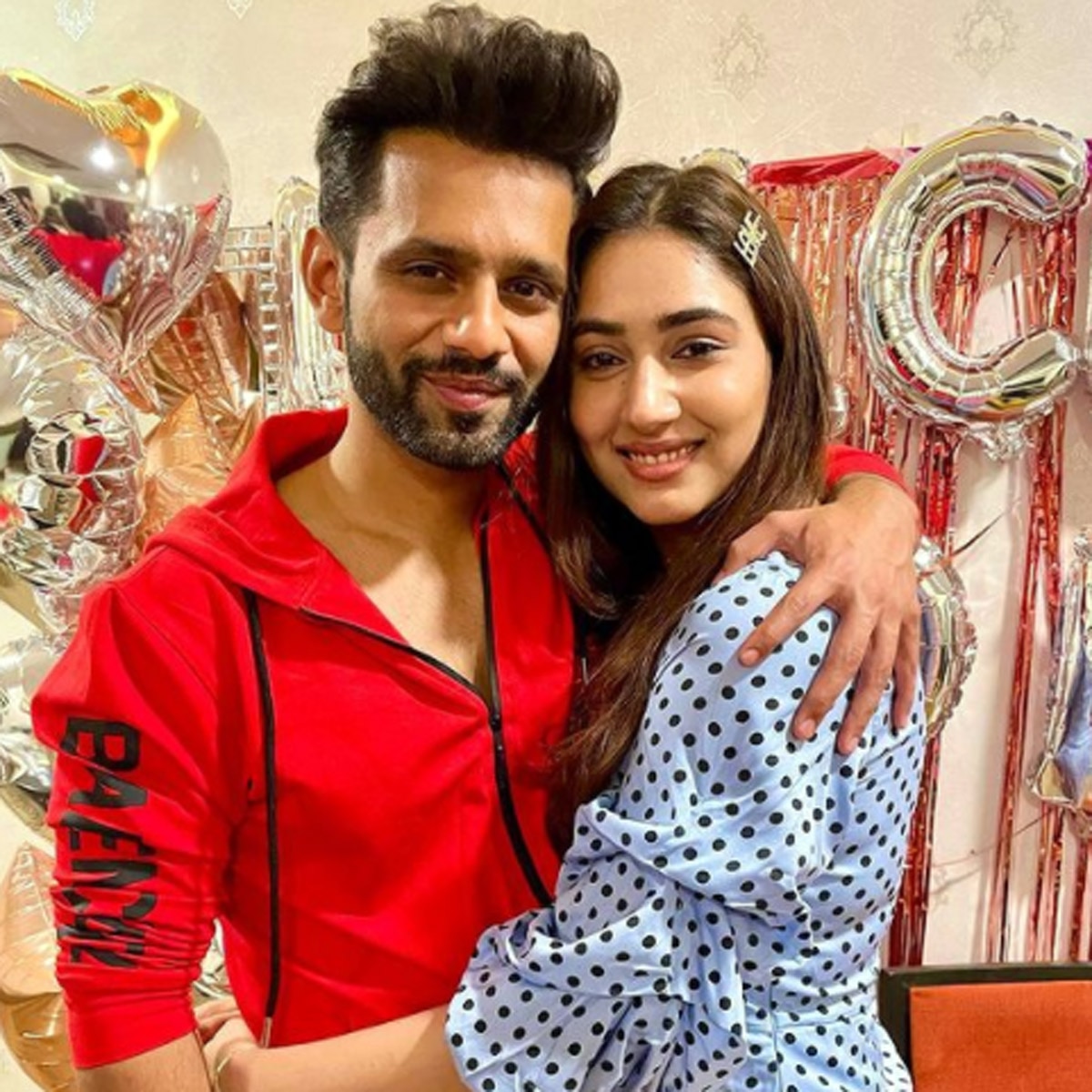 राहुल वैद्य-द‍िशा परमार  