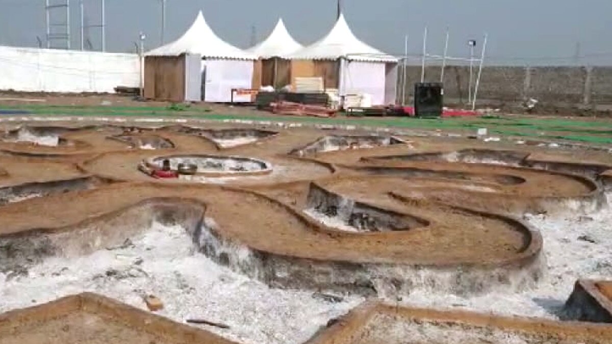  7500 रुपये में भूत-प्रेत भगाने का लगा कैंप, एमपी में चल रहा था महाराष्ट्र के बाबा का पाखंड 