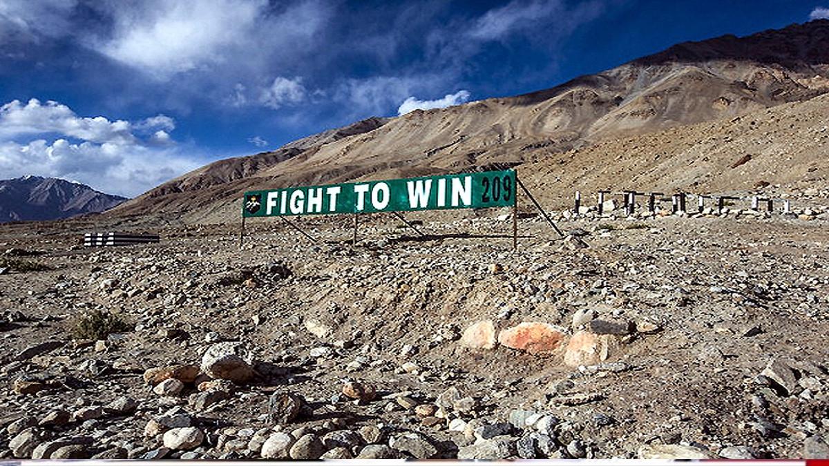 पैंगोंग लेक (फोटो: गेटी इमेज)