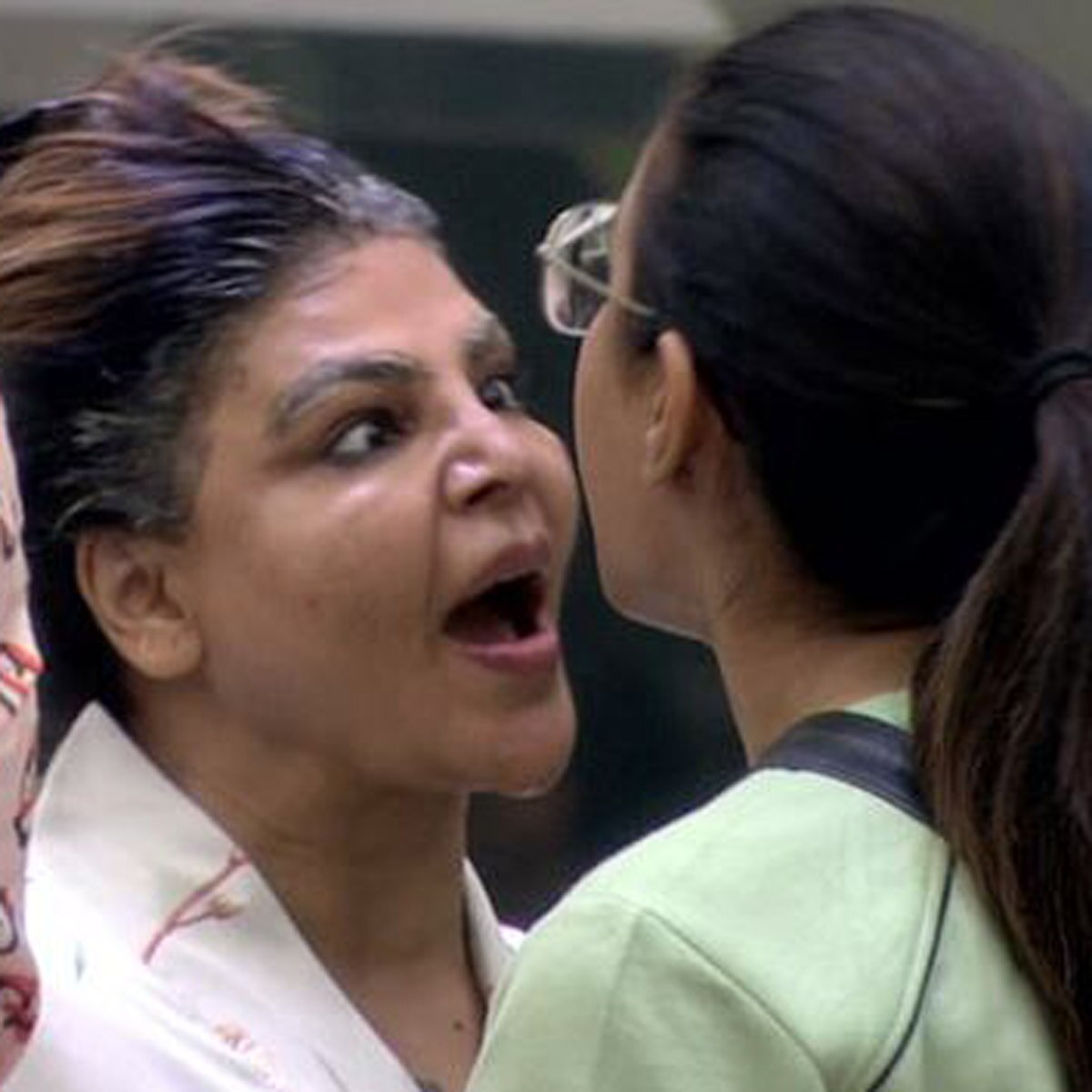 जैस्मीन भसीन और राखी सावंत