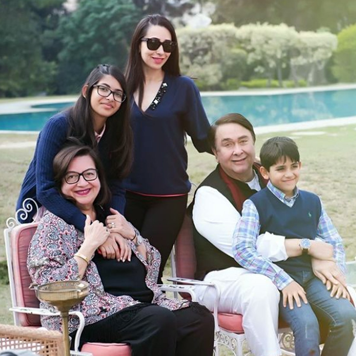 रणधीर कपूर-बबीता कपूर, कर‍िश्मा ओर उनके बच्चों के साथ 