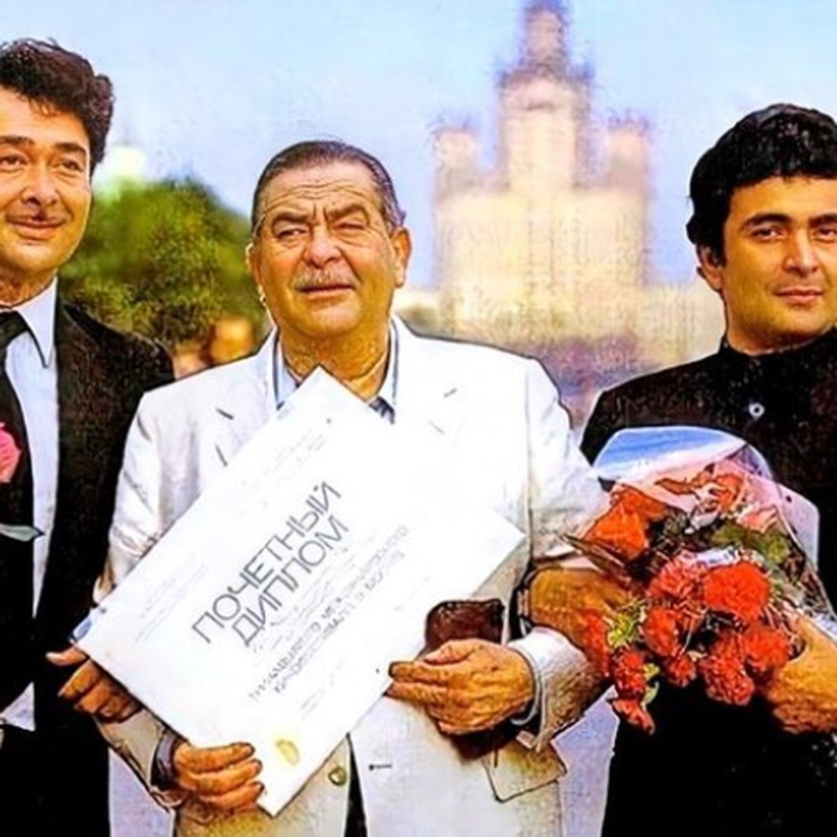 रणधीर कपूर-प‍िता राज कपूर-भाई ऋष‍ि कपूर 