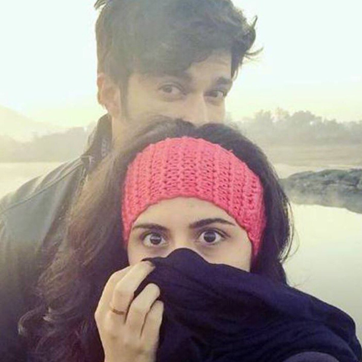 रिद्धी डोगरा और राकेश बापत