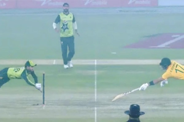 Debate over number one wicketkeeper