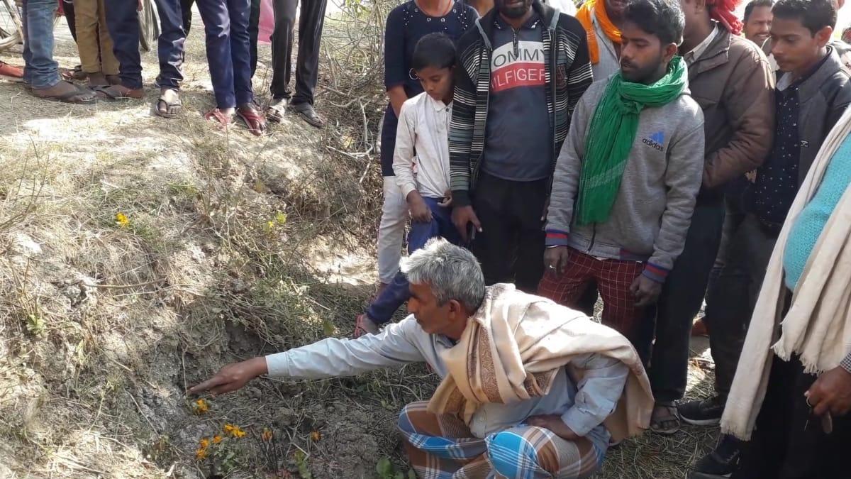 Bihar:सांप को भोले बाबा का अवतार मानकर पूजा करने लगे लोग.