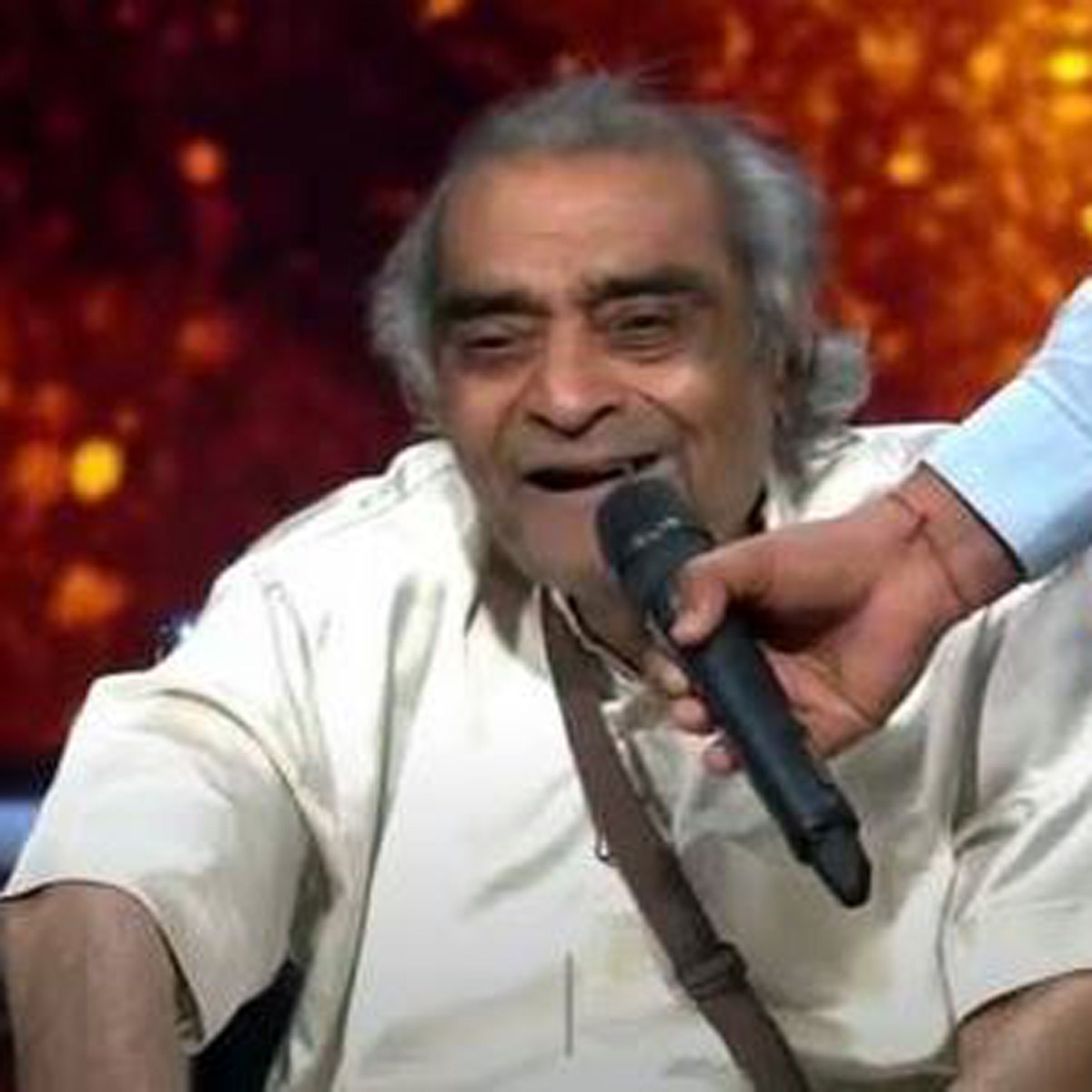 संतोष आनंद