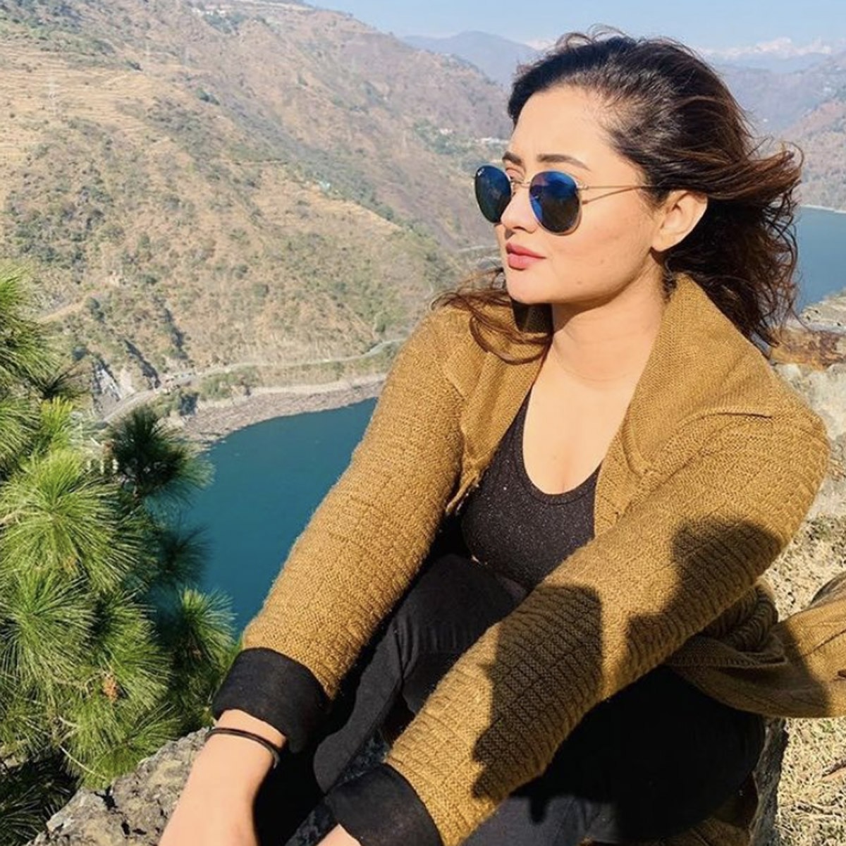 रश्मि देसाई