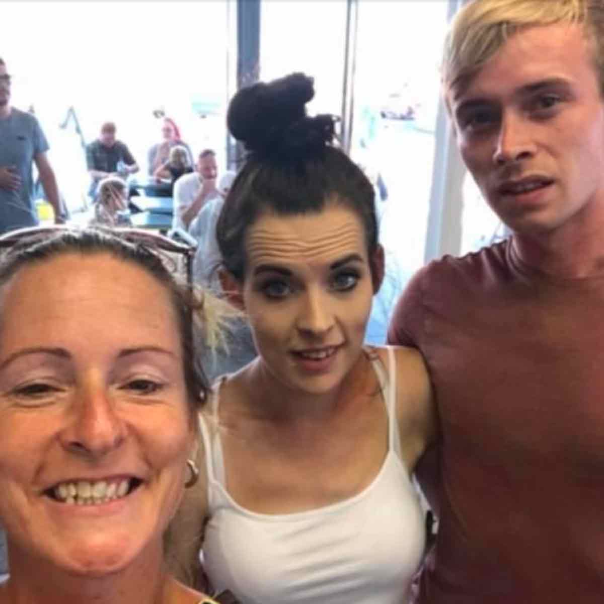 जॉर्जिना, जेस और रायन