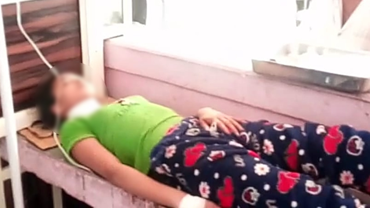 पत्नी करती थी अनजान शख्स से 6 घंटे बात तो गुस्साए पति ने पत्नी समेत बच्चियों पर किये चाकू से क‍िए वार