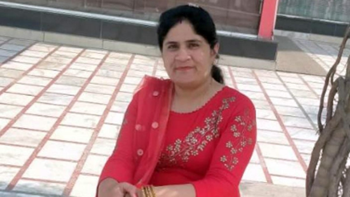  शिक्षिका की हत्या के आरोप में पुलिस ने पति और डॉक्टर को गिरफ्तार किया (उस्मान चौधरी)