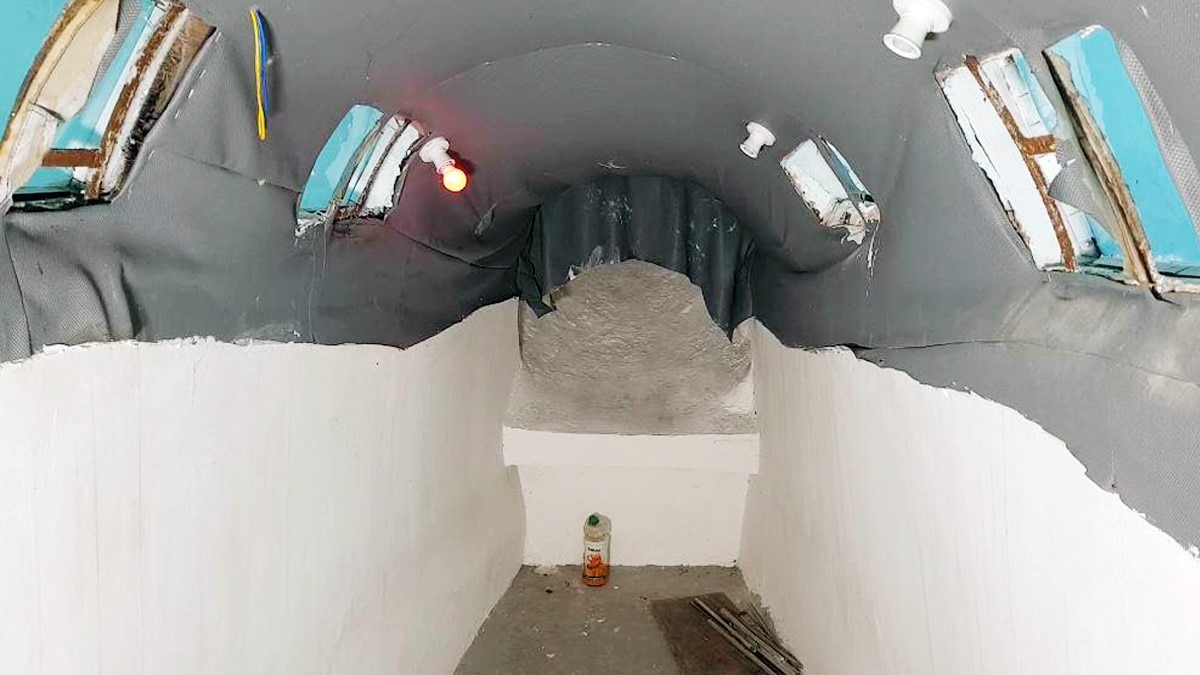 घर की छत पर बना डाला हवाई जहाज का मॉडल (फोटो- मृत्युंजय श्रीवास्तव)