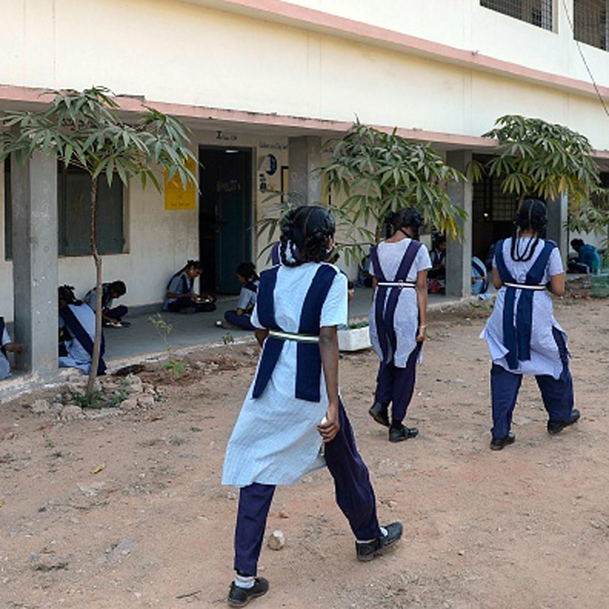 Mid-day meal for students, Hyderabad (Getty) 
