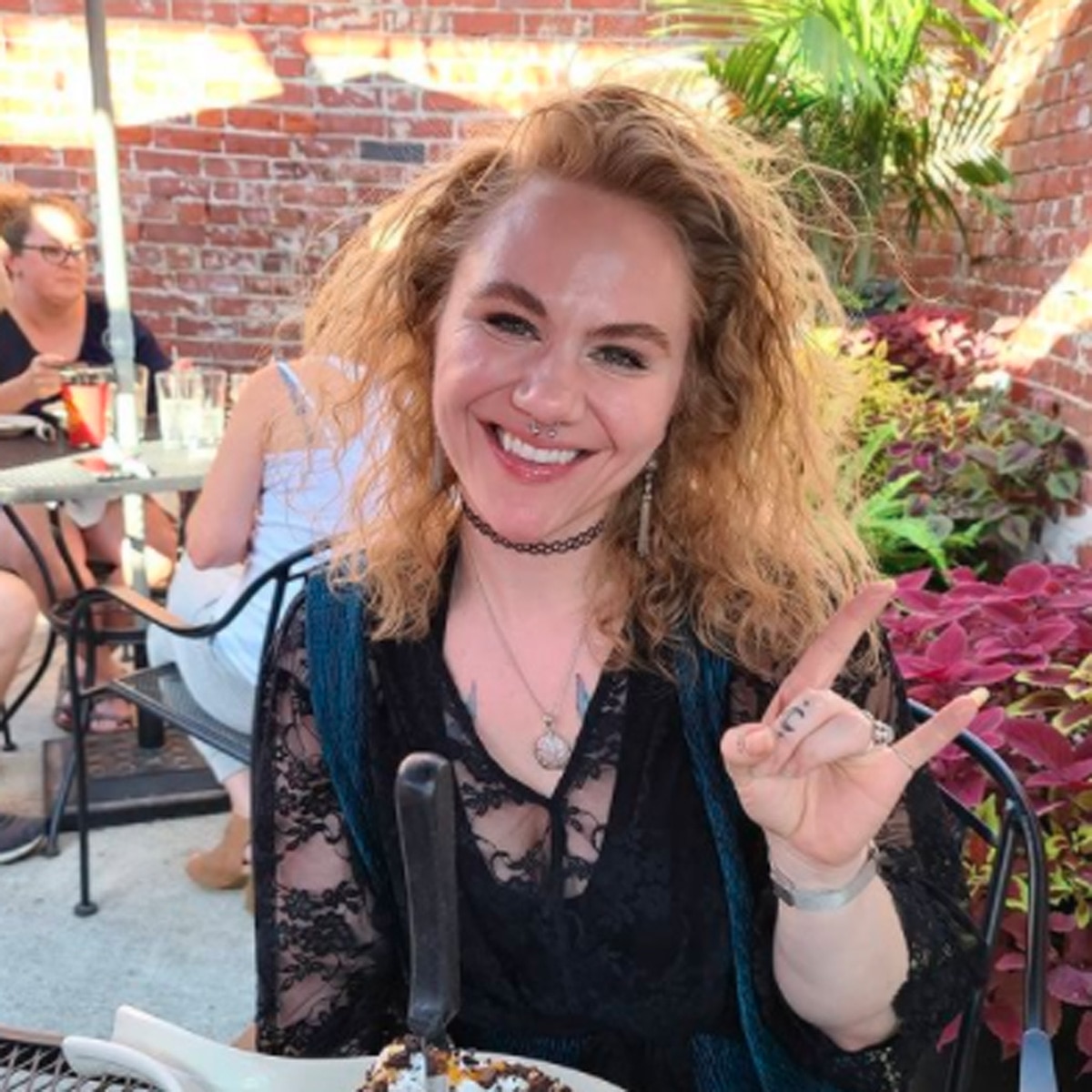 सारा होल्डा