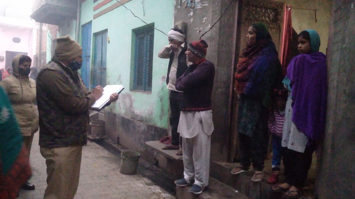 शख्स ने पत्नी और बेटी की हत्या की (फोटो आजतक)