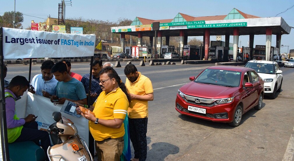 लोग अपनी शिकायत यहां करें