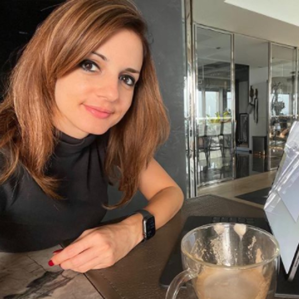  सुजैन खान 