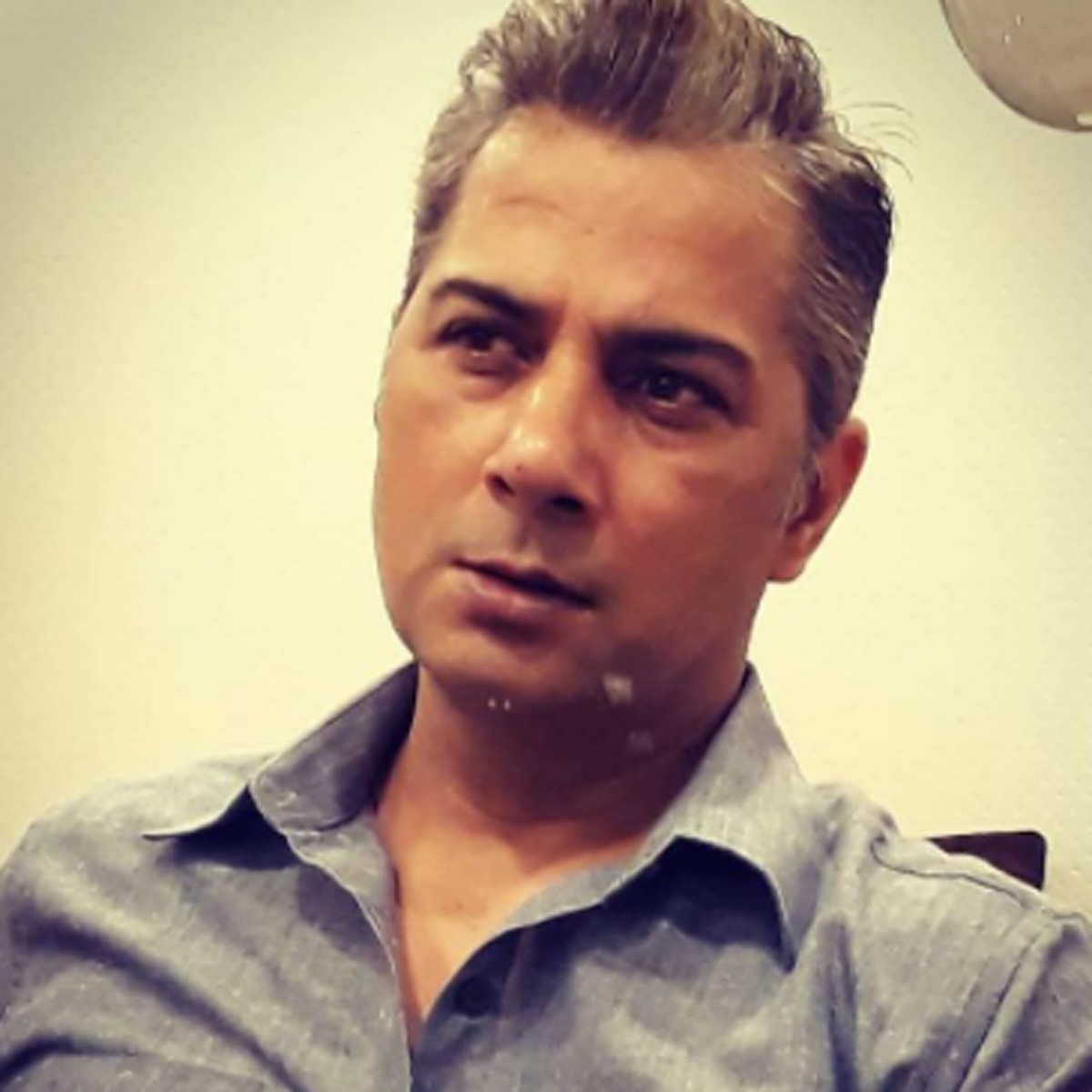 वरुण वडोला