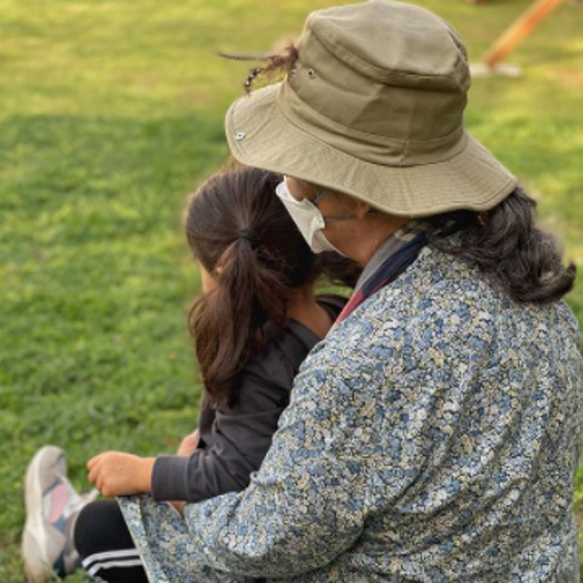 इनाया-शर्मिला टैगोर  