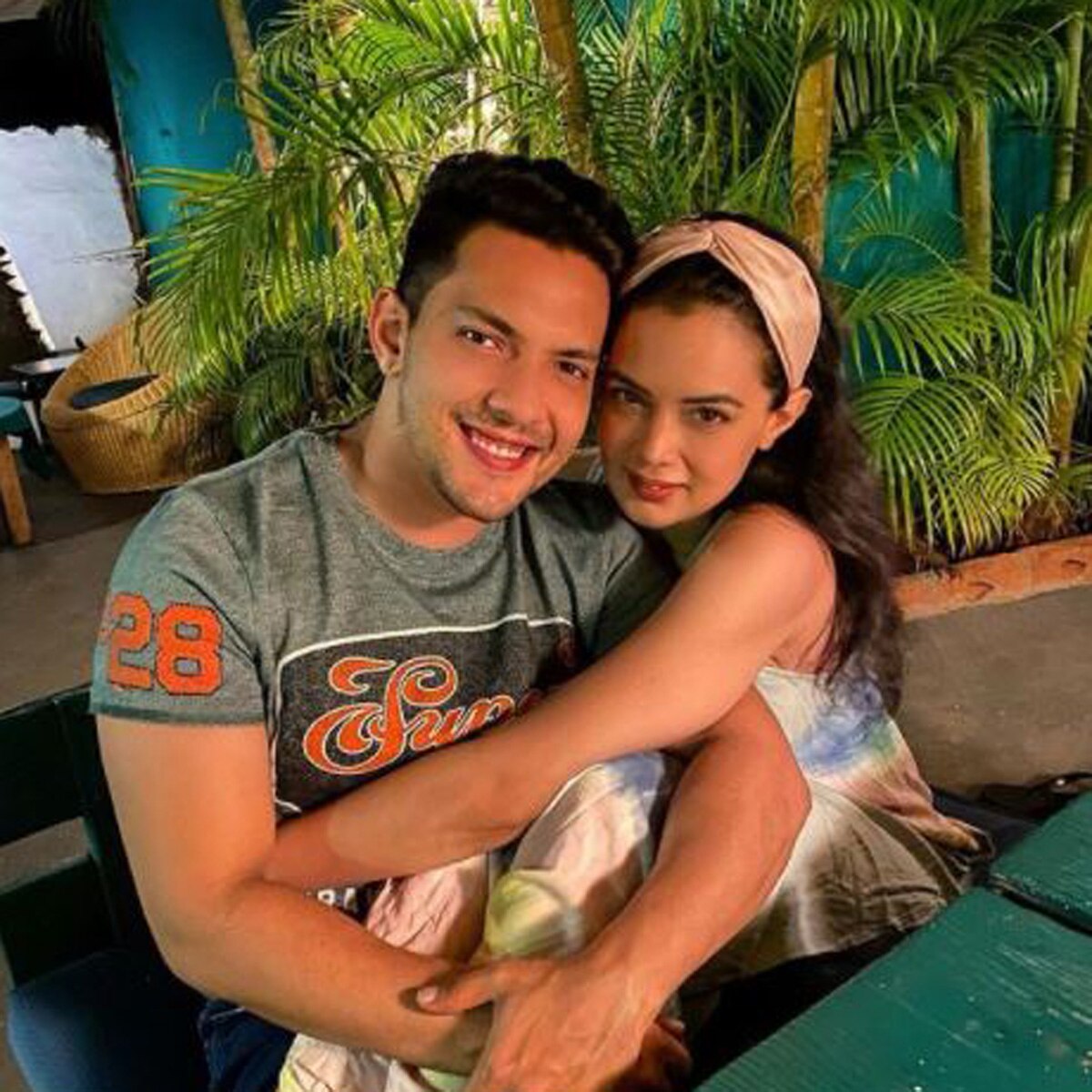 आदित्य नारायण वैकेशन