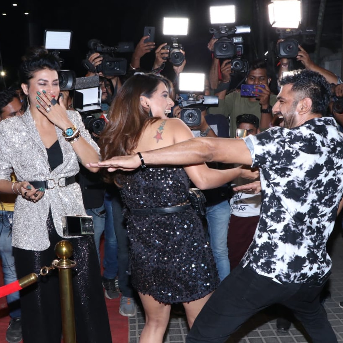  नैना सिंह की बर्थडे पार्टी