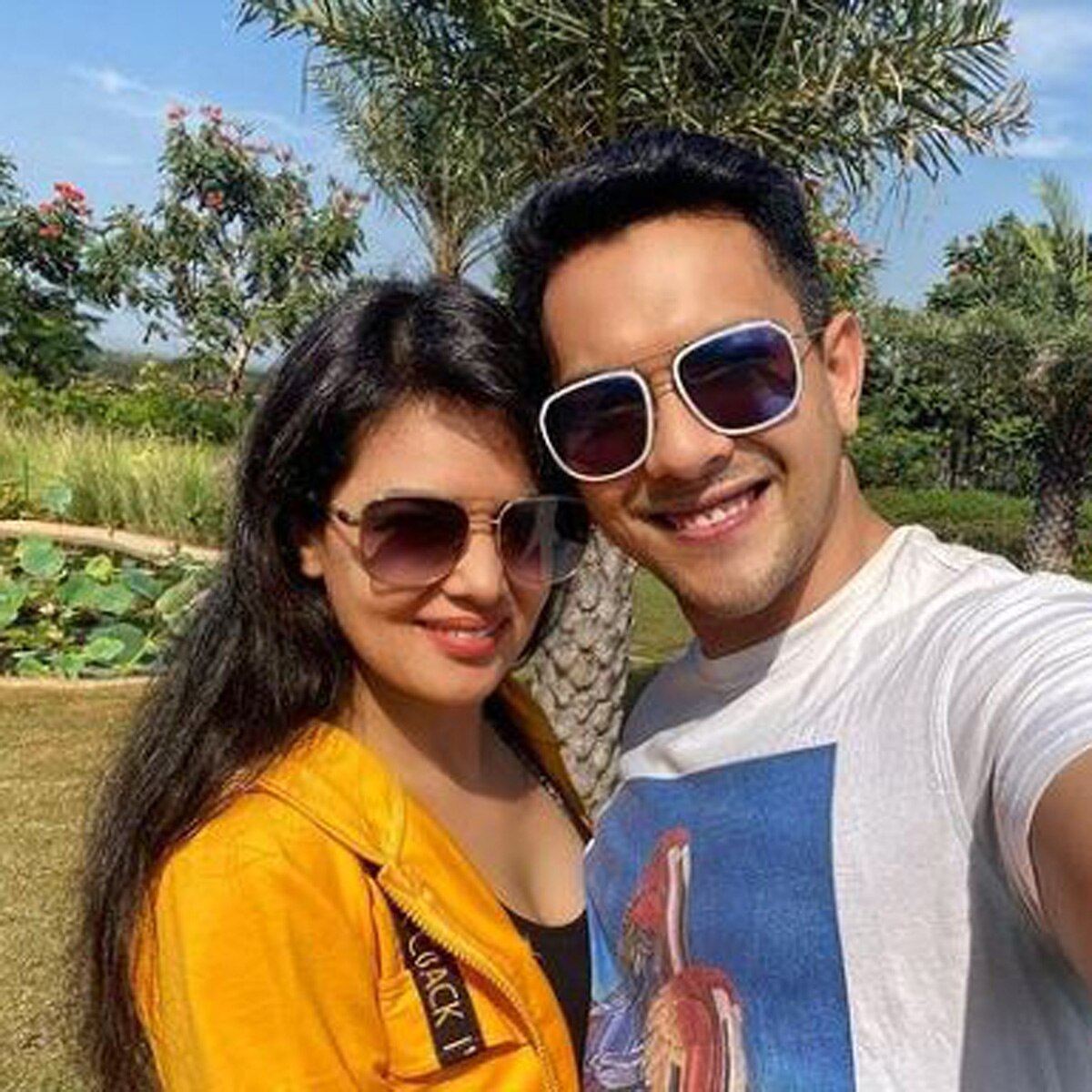 आदित्य नारायण वैकेशन