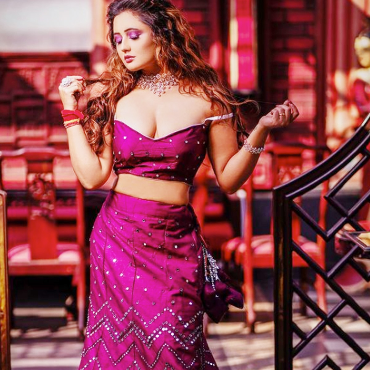 रश्मि देसाई