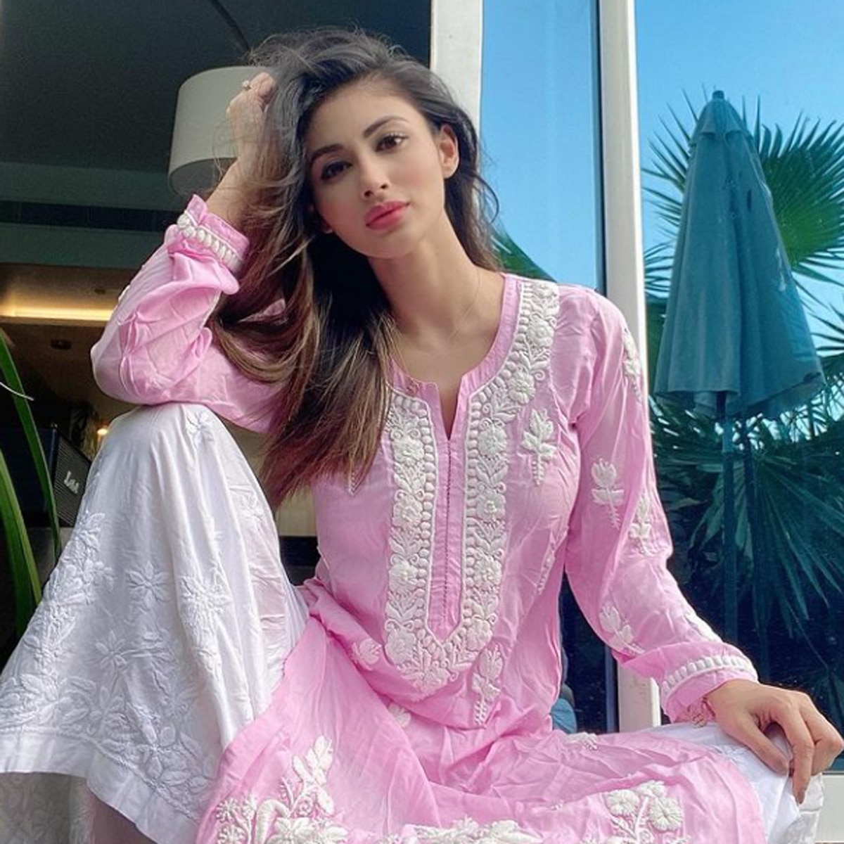 मौनी रॉय