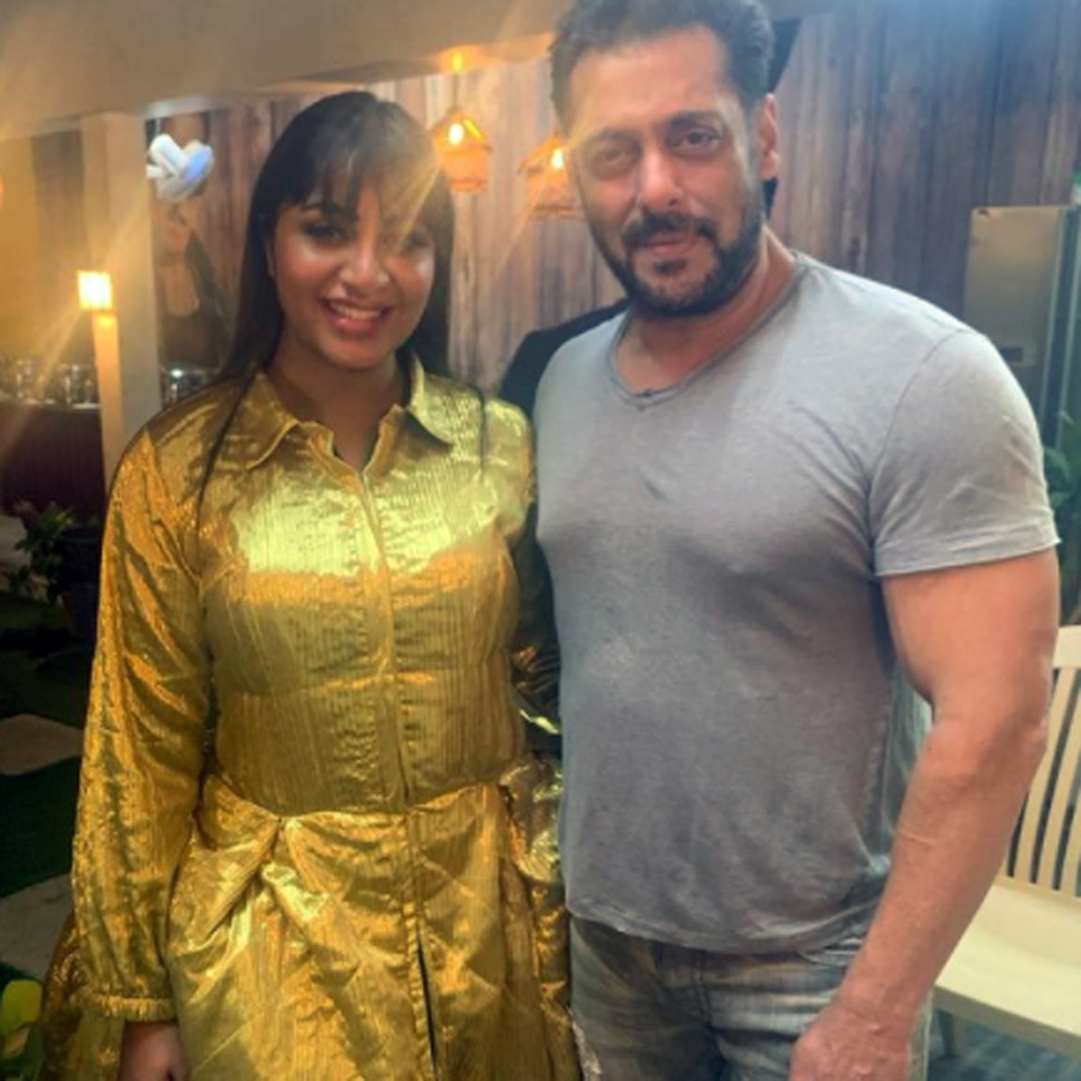 अर्शी खान 