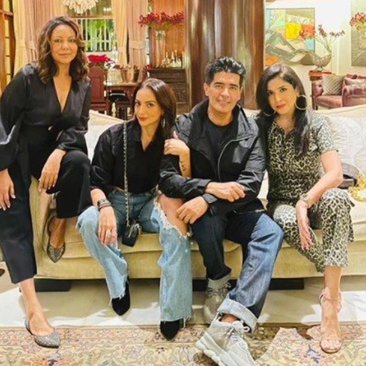 पार्टी में बॉलीवुड सितारे