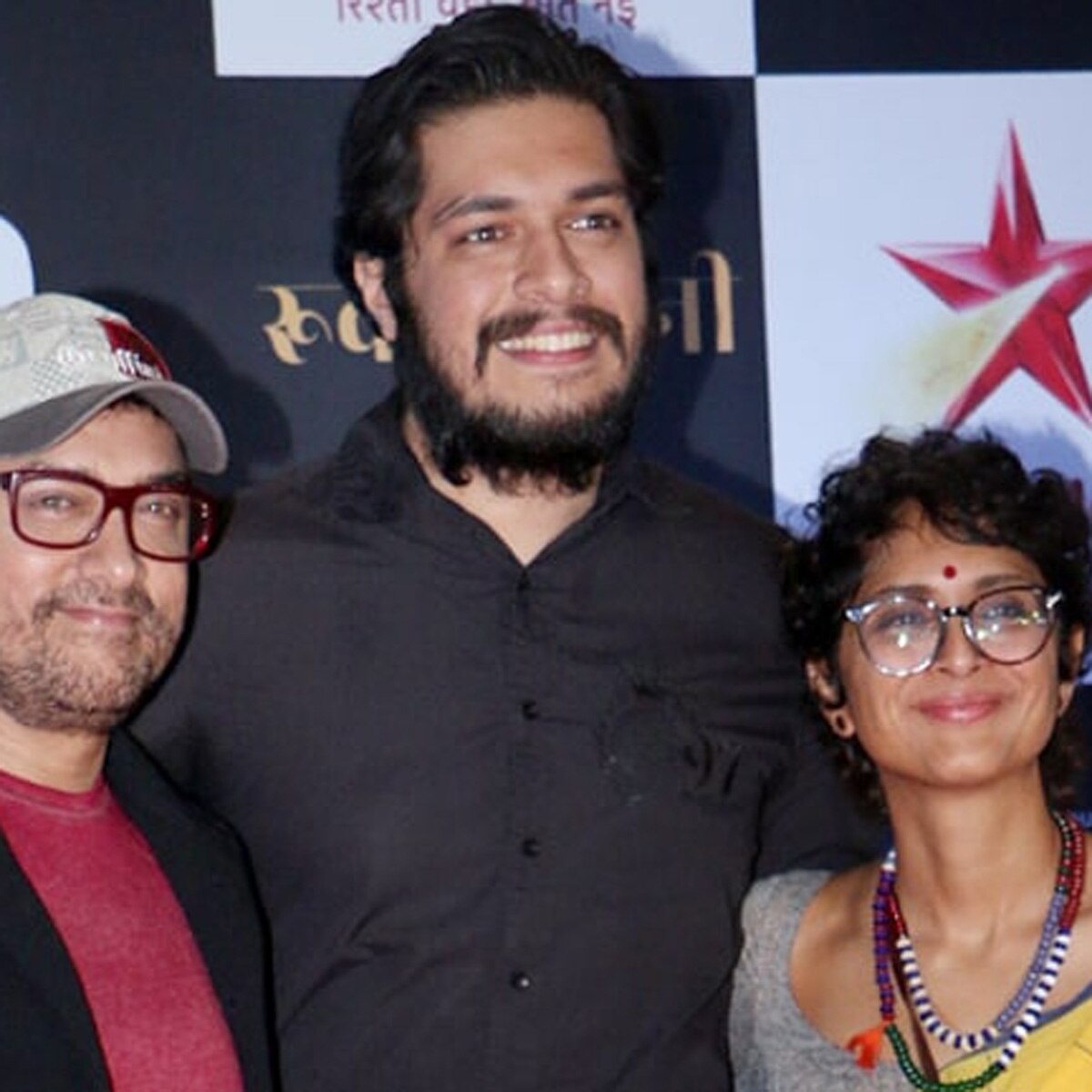 आम‍िर खान पत्नी क‍िरण राव और बेटे जुनैद खान के साथ 