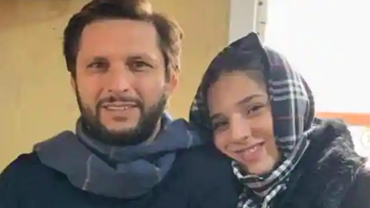 shaheen afridi reaction on shahid afridi tweet