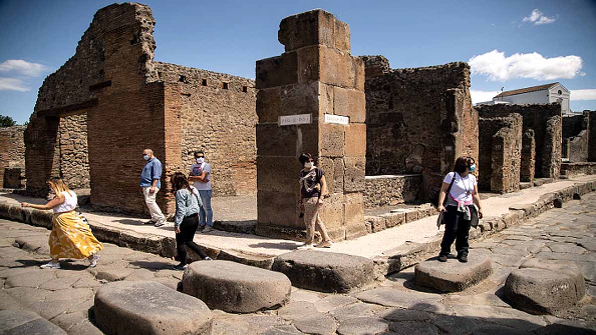 God Of Lust 2000 year old Chariot Pompeii 