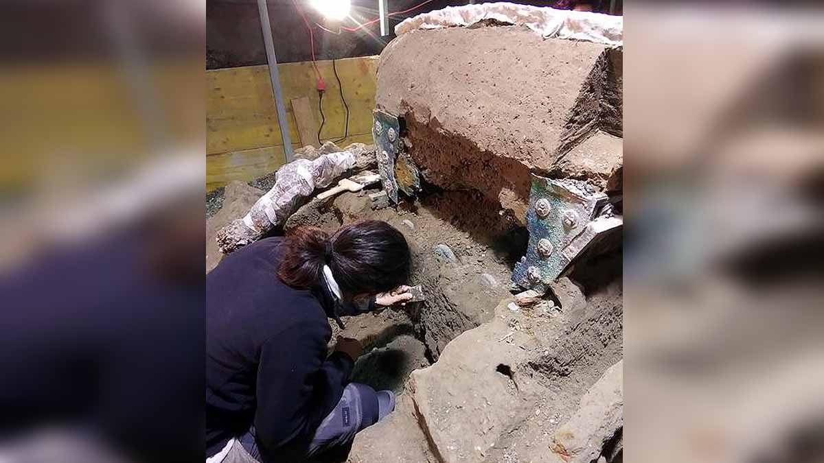 God Of Lust 2000 year old Chariot Pompeii 