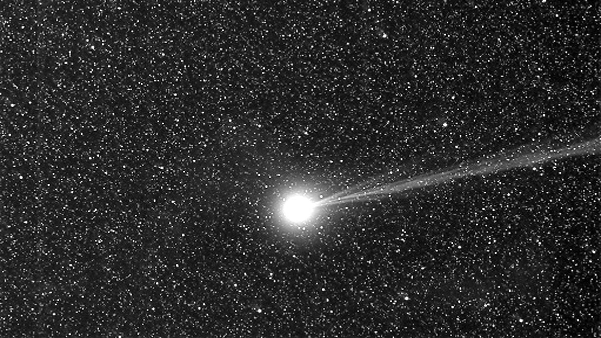 Largest Asteroid 2001 FO32 flyby Earth