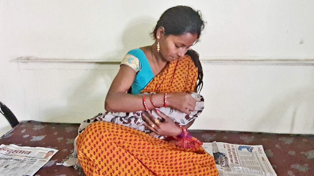 आरपीएफ थाने में महिला ने दिया बच्ची को जन्म