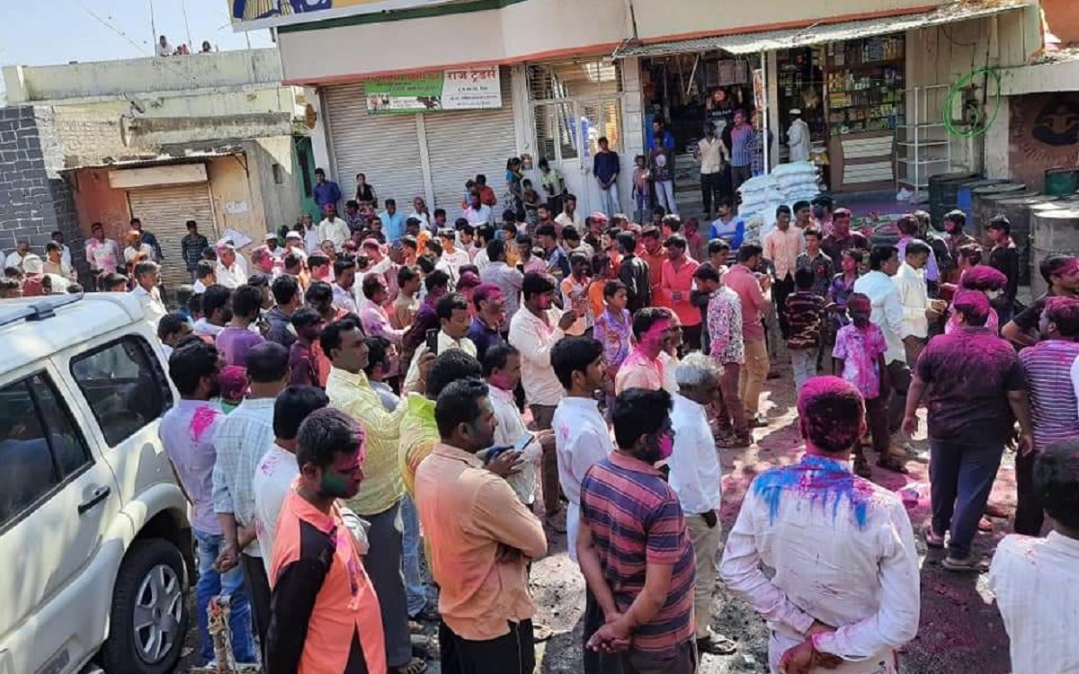 होली पर दामाद जी की गधे की सवारी