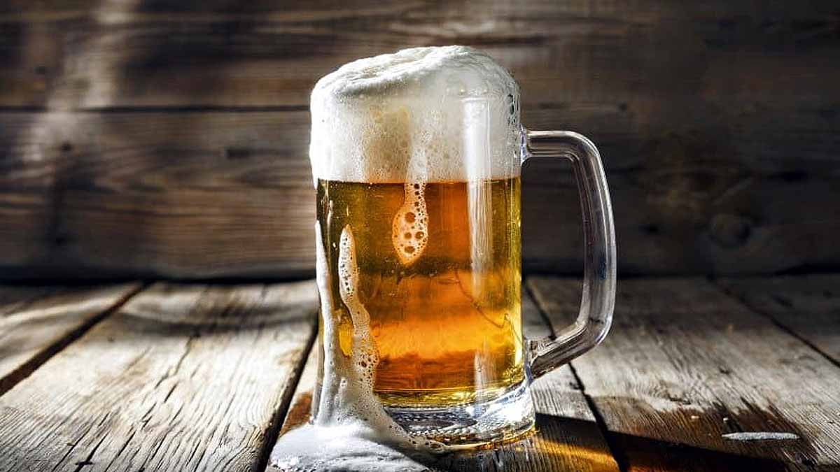 Thieves Stole 1000 pints of beer from sunken ship