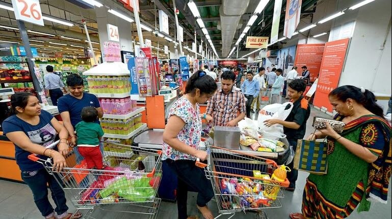 अगस्त में फ्यूचर ग्रुप और रिलायंस के बीच डील